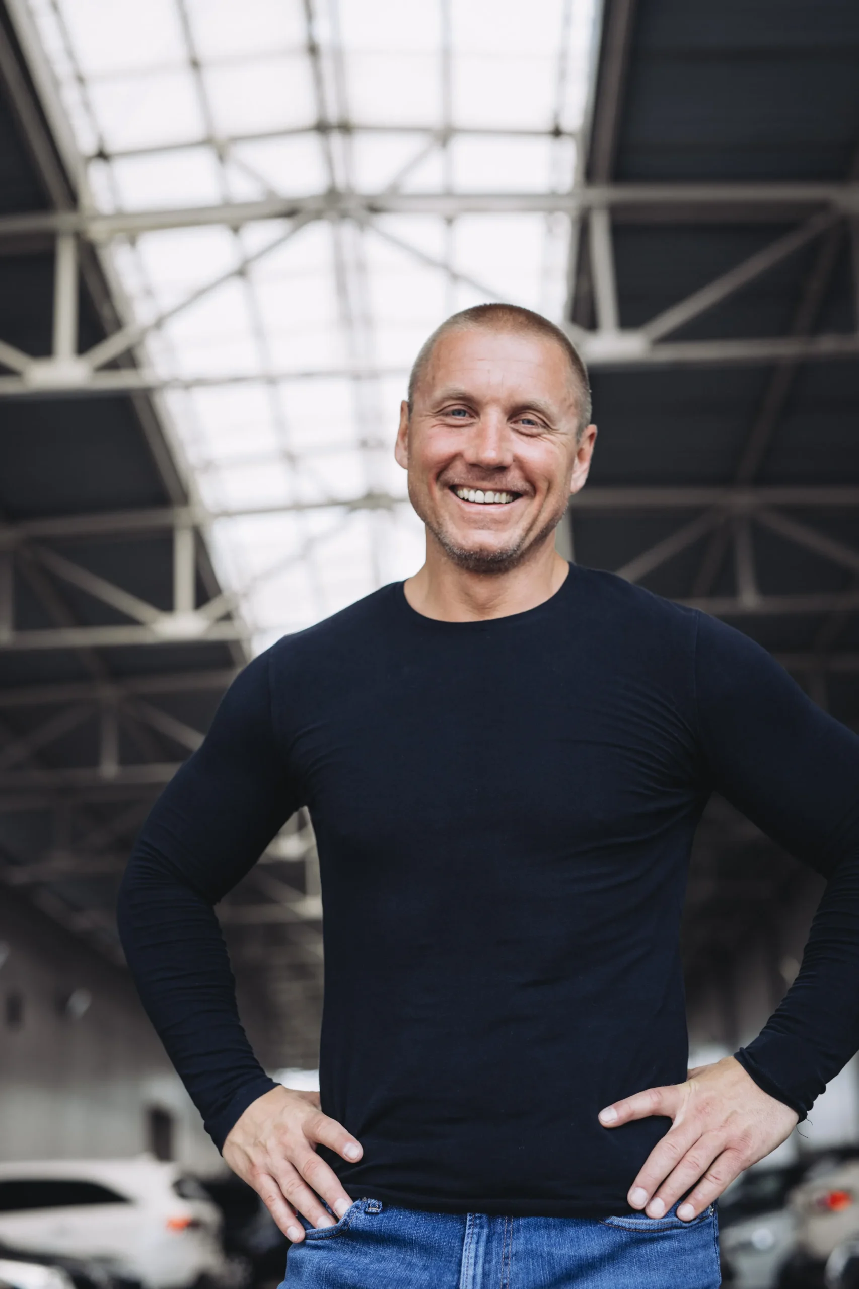 Portret mgr Adrian Markowicz, Trener Personalny, Trener Zdrowia, Warszawa, trenerzyzdrowia.pl